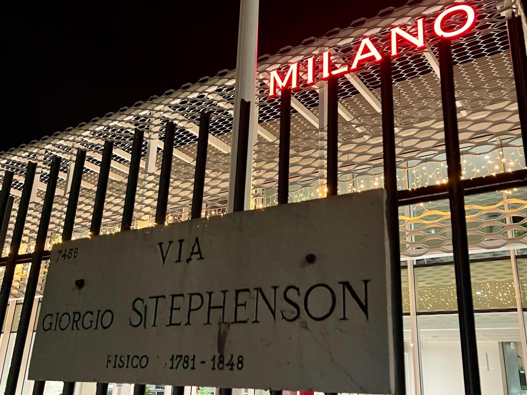 Appartamento Sky Building Stephenson Milano